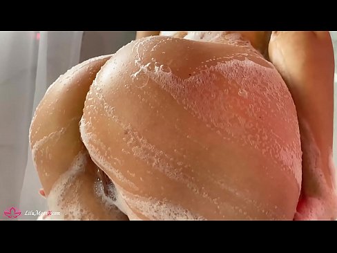 ❤️ Une brune masturbe sa chatte avec un vibrateur jusqu'à un orgasme intense sous la douche. ️❌ Vidéo anal at fr.truedating.top ️❤